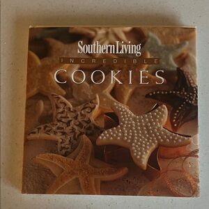 NWOT Southern Living Cookie Creations Book with Brown and Cream Designs